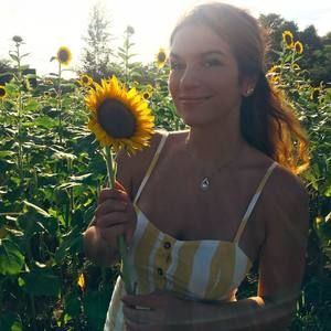 Meet your Posher, Veronica